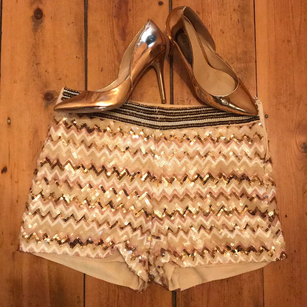 New with Tags Sequined Shorts Size Large